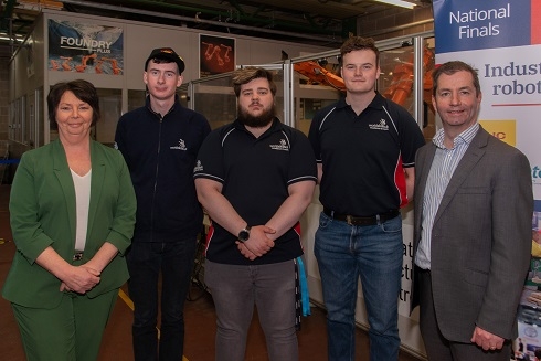 Group photo of competitors and management team